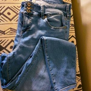 TORRID JEANS SIZE 16R